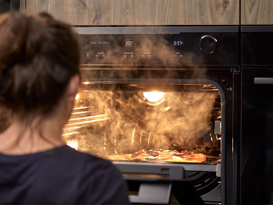 Single oven