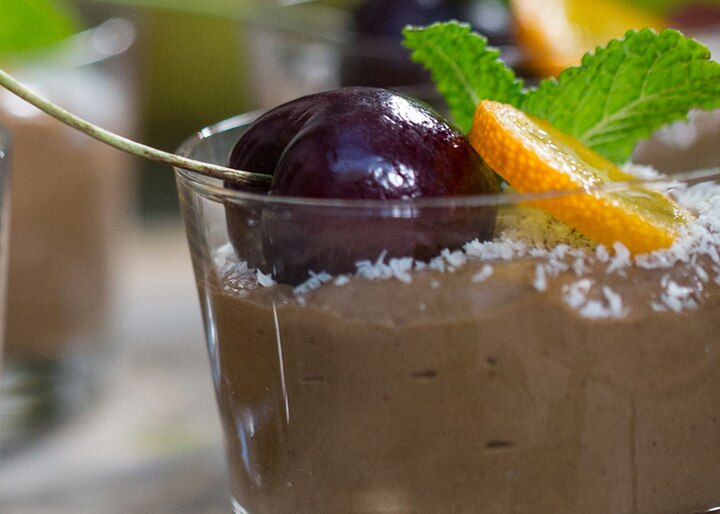 Chocolate avocado pots