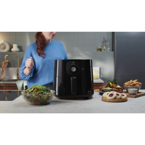 5L UltimateTaste 300 air fryer