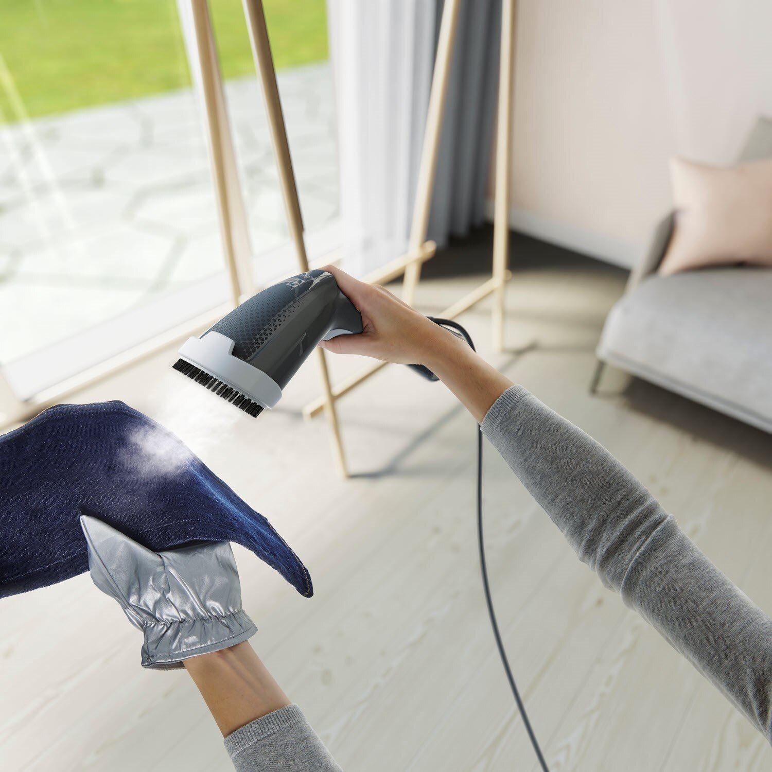 1200W garment steamer E6GS112EG Electrolux Arabia