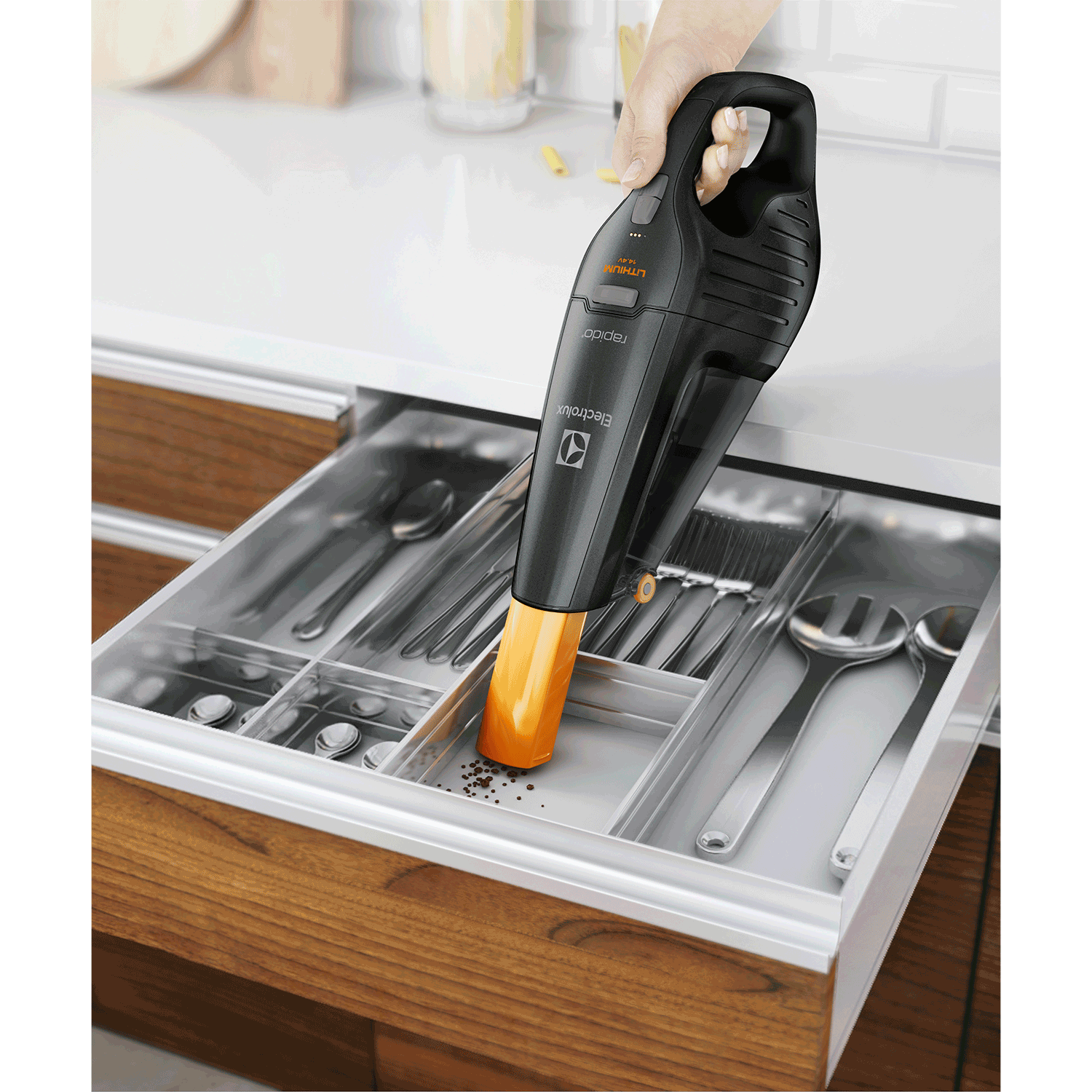 14.4V ErgoRapido handheld vacuum cleaner ZB6214IGM Electrolux Arabia