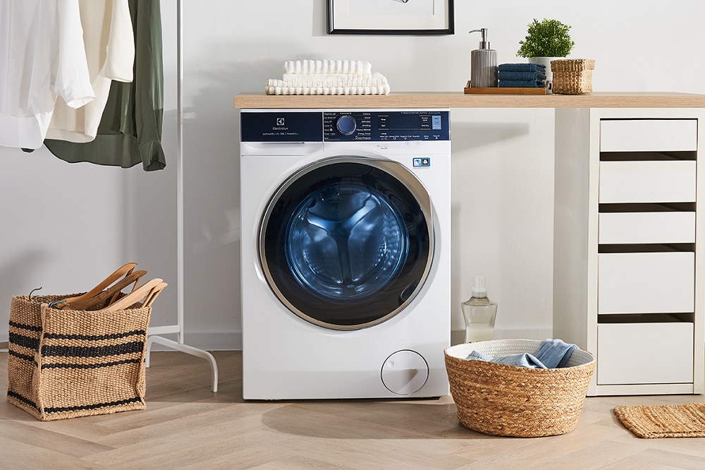 How to clean an automatic washing machine Electrolux Arabia