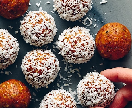 carrot cake bliss balls recipe