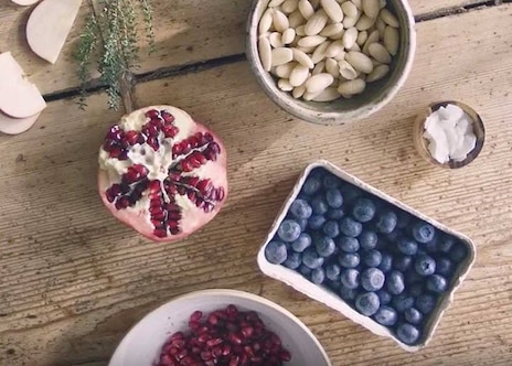 Chiapudding with Almond Butter